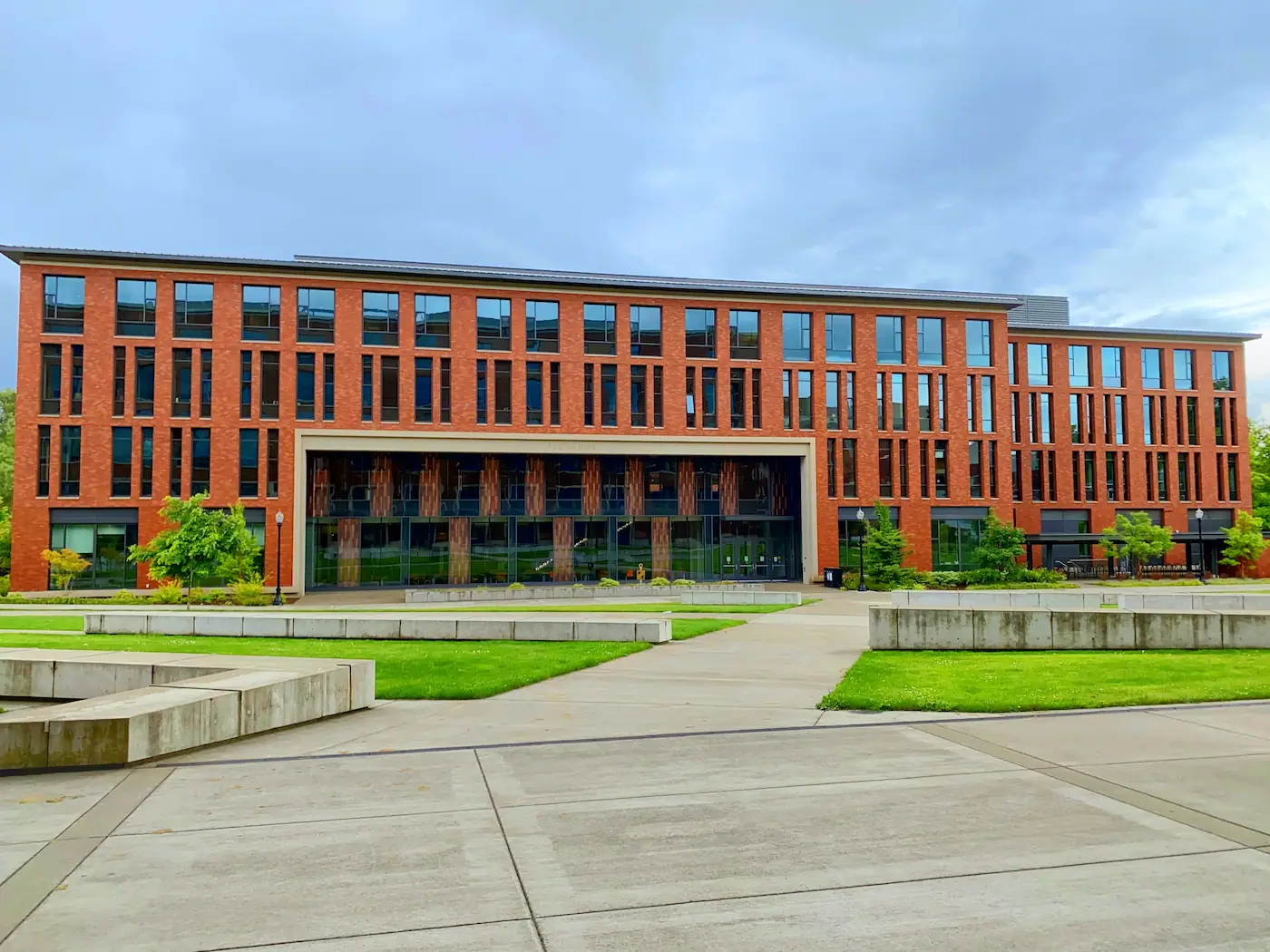Best university for immigrants in the US
