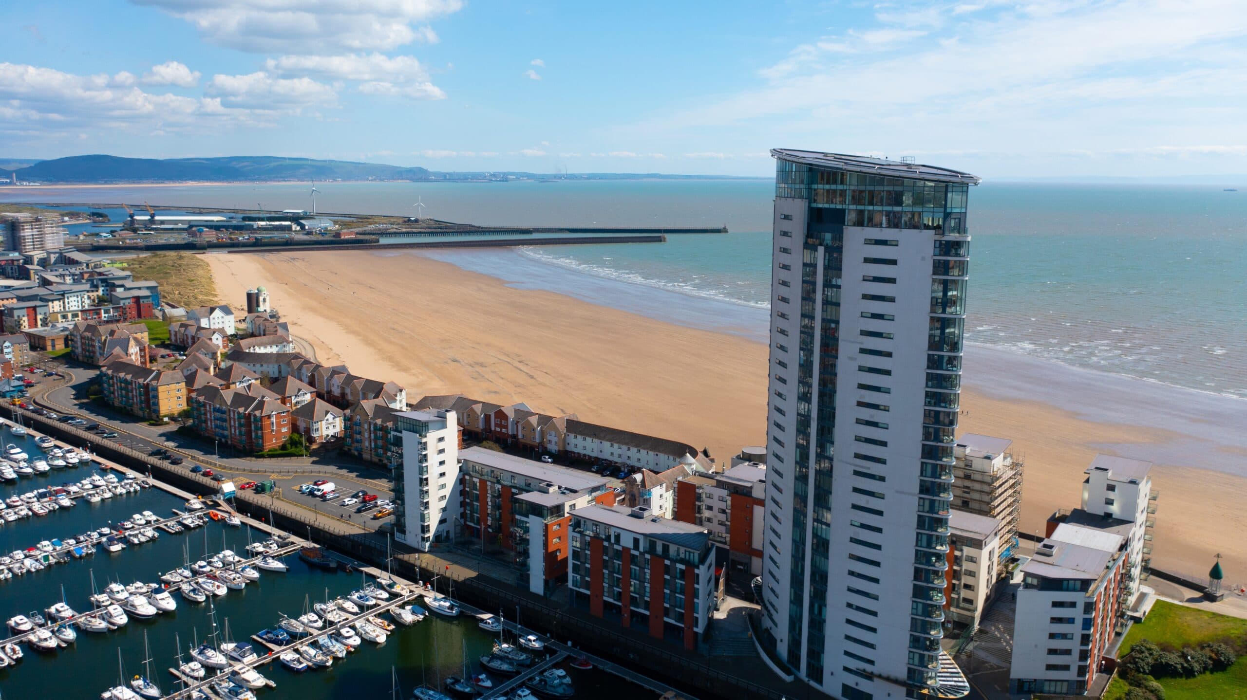 UK Prime Minister Rejects Bilateral Working Holiday Visa Agreement with Spain